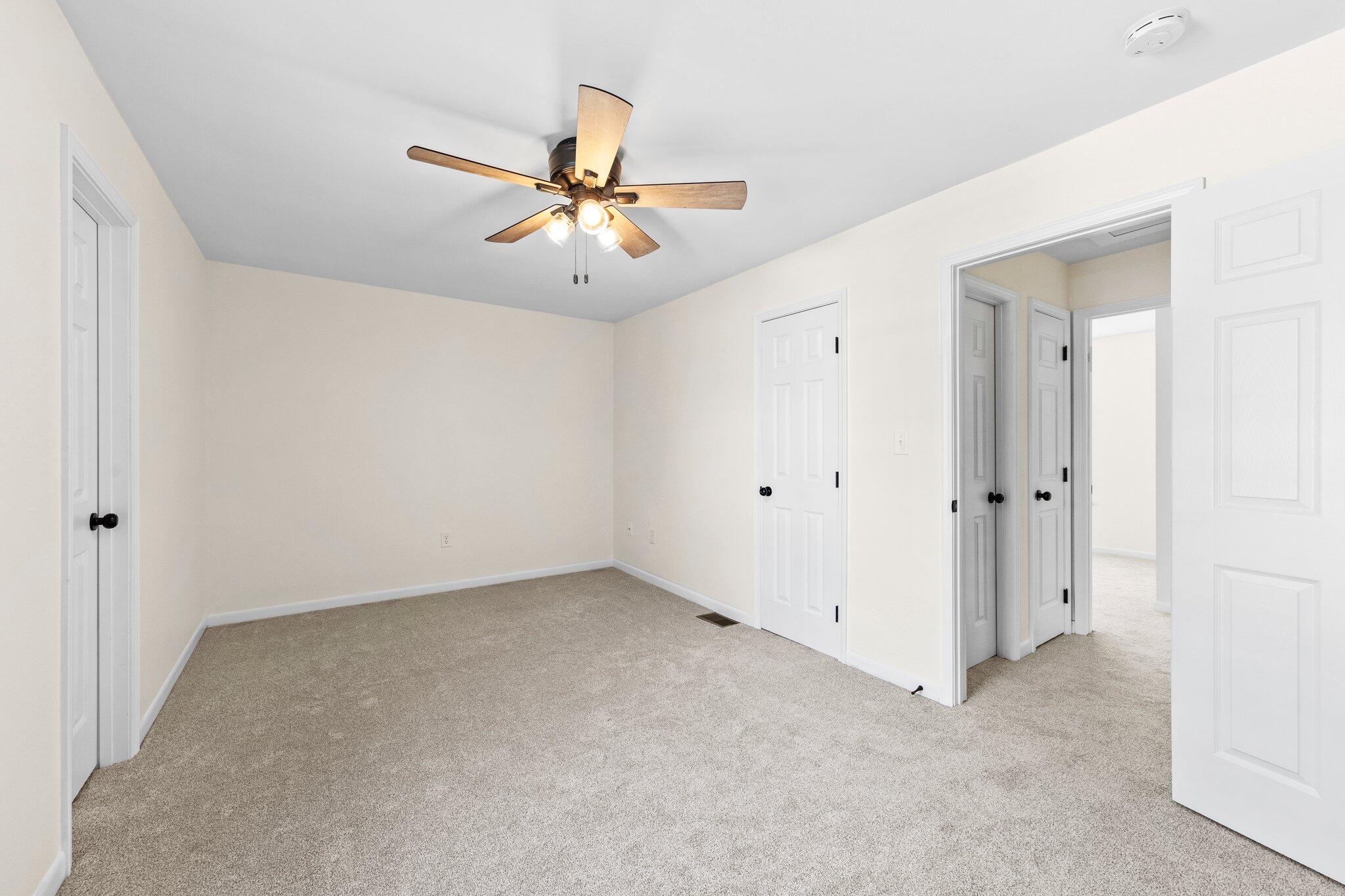 VIKING MANOR PH 1 - Residential