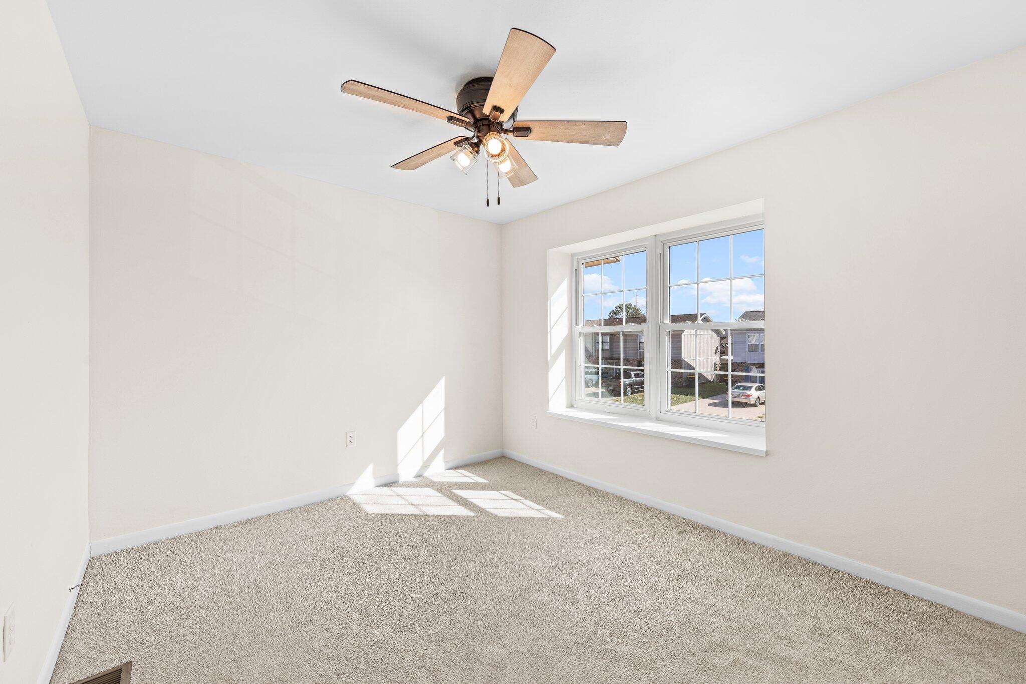 VIKING MANOR PH 1 - Residential