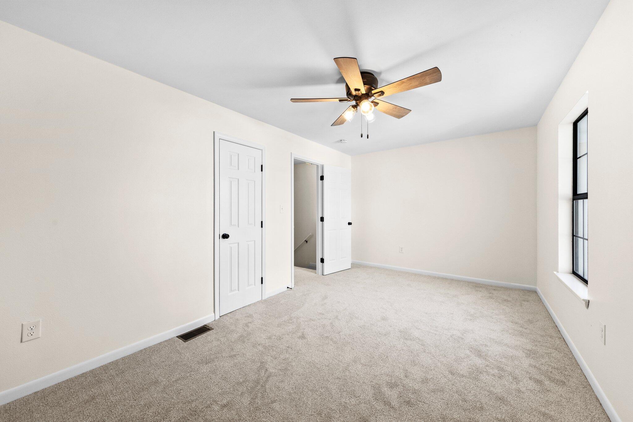 VIKING MANOR PH 1 - Residential