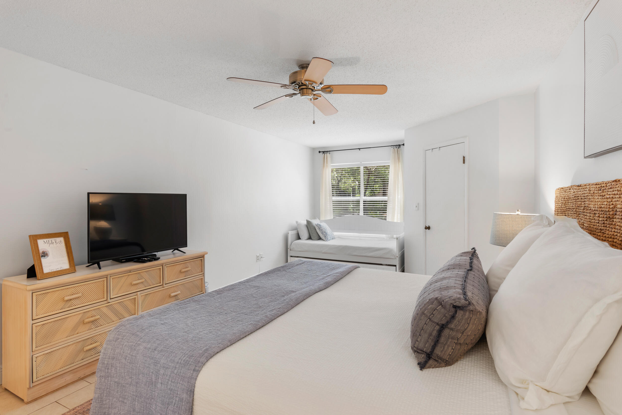 HIDDEN DUNES BEACH COTTAGES 2 - Residential