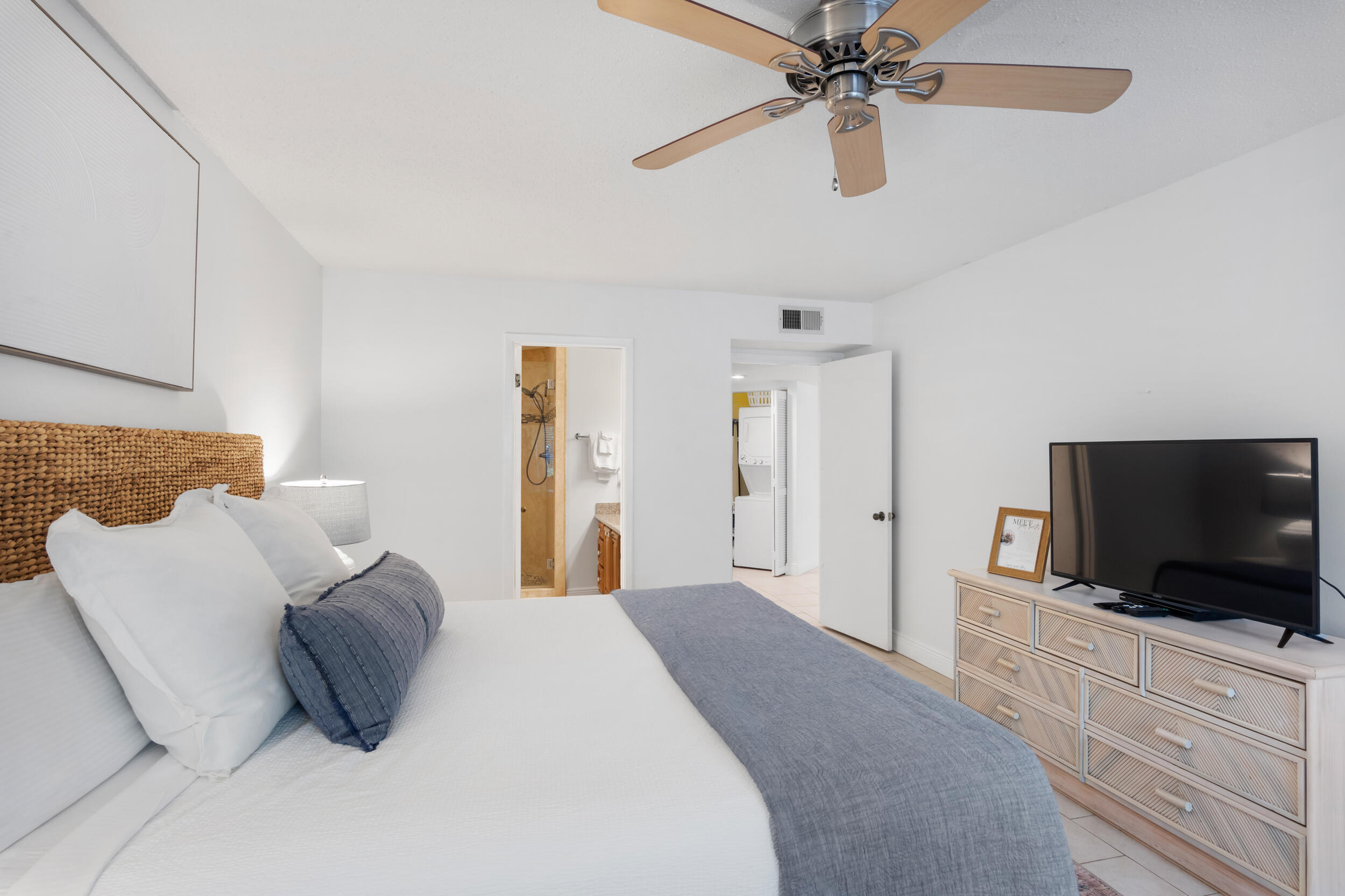 HIDDEN DUNES BEACH COTTAGES 2 - Residential