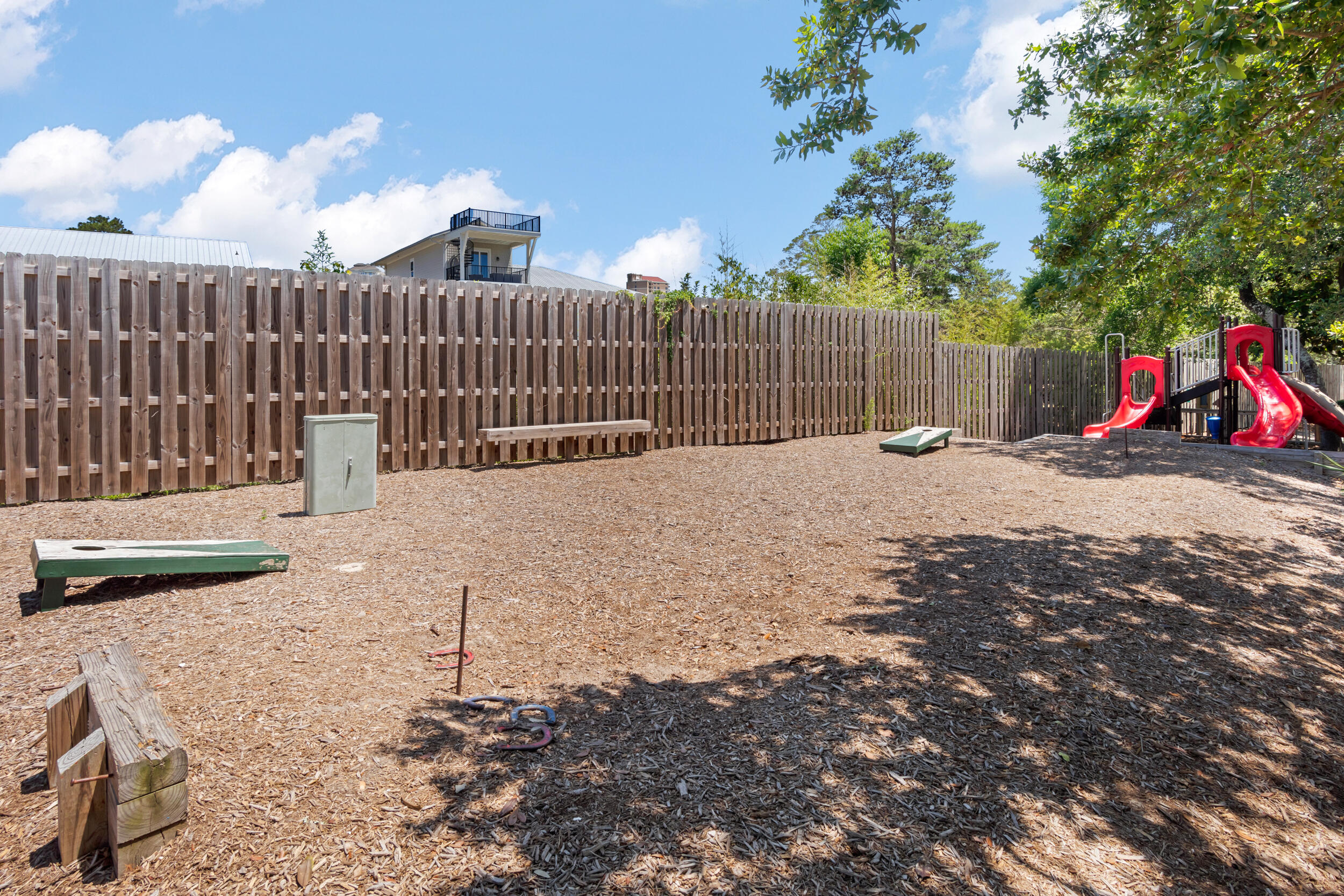 HIDDEN DUNES BEACH COTTAGES 2 - Residential