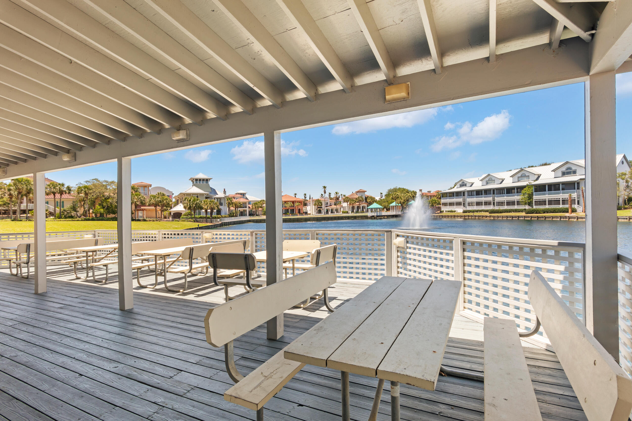 HIDDEN DUNES BEACH COTTAGES 2 - Residential