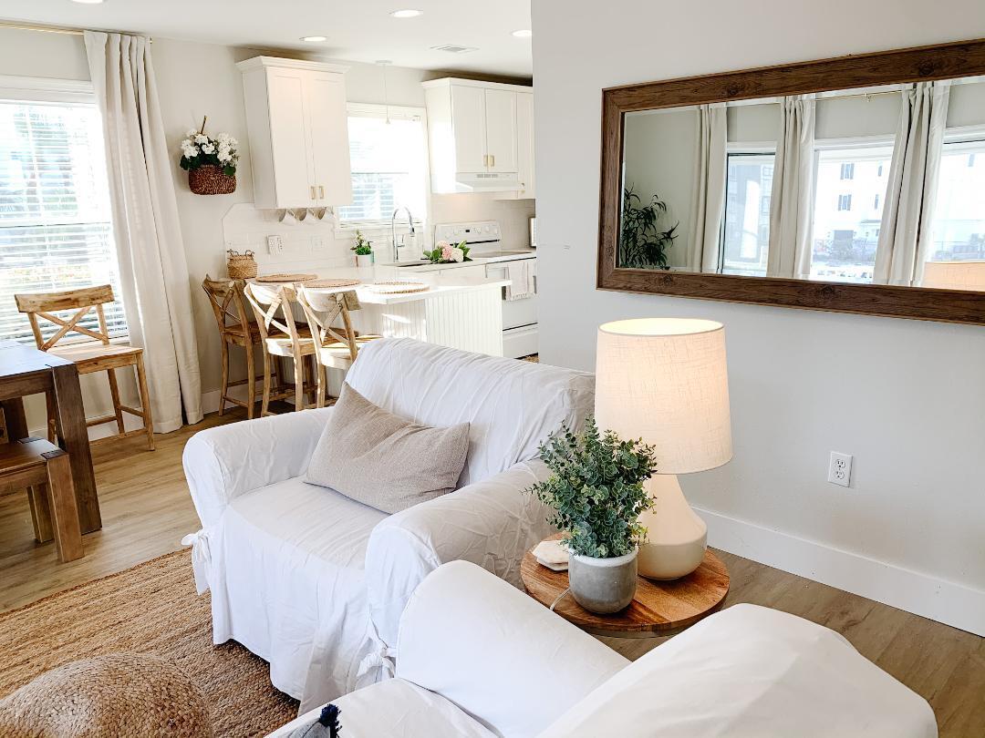 BEACHSIDE VILLAS CONDO - Residential