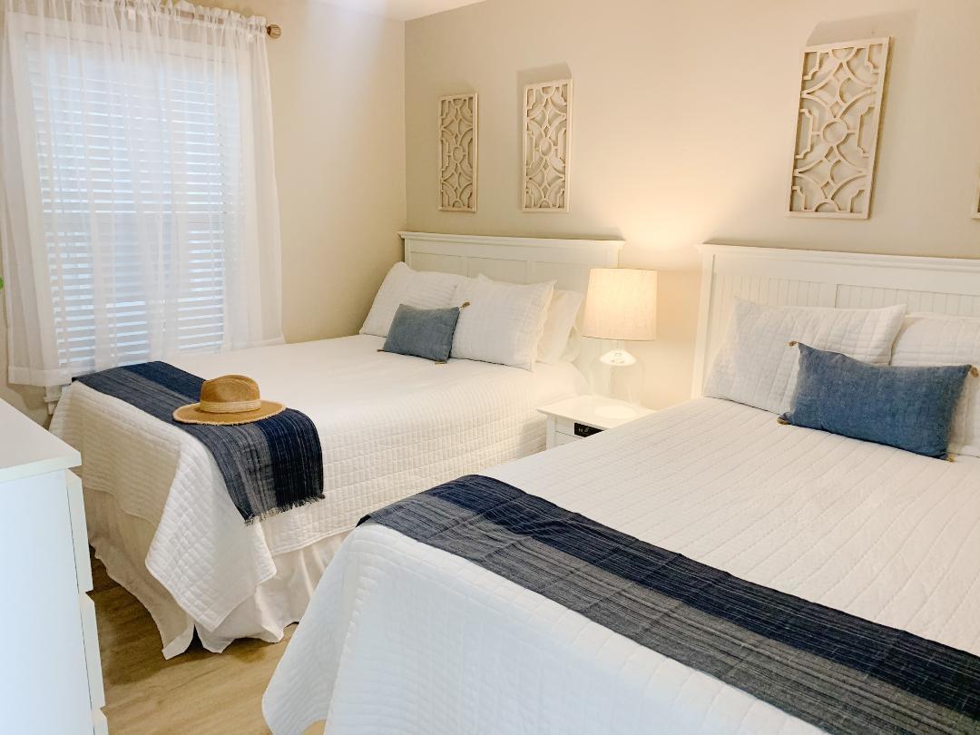 BEACHSIDE VILLAS CONDO - Residential