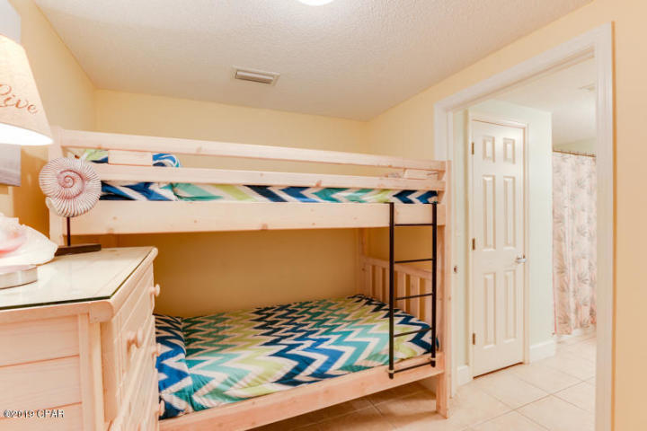 MAJESTIC BEACH TOWERS I - Residential