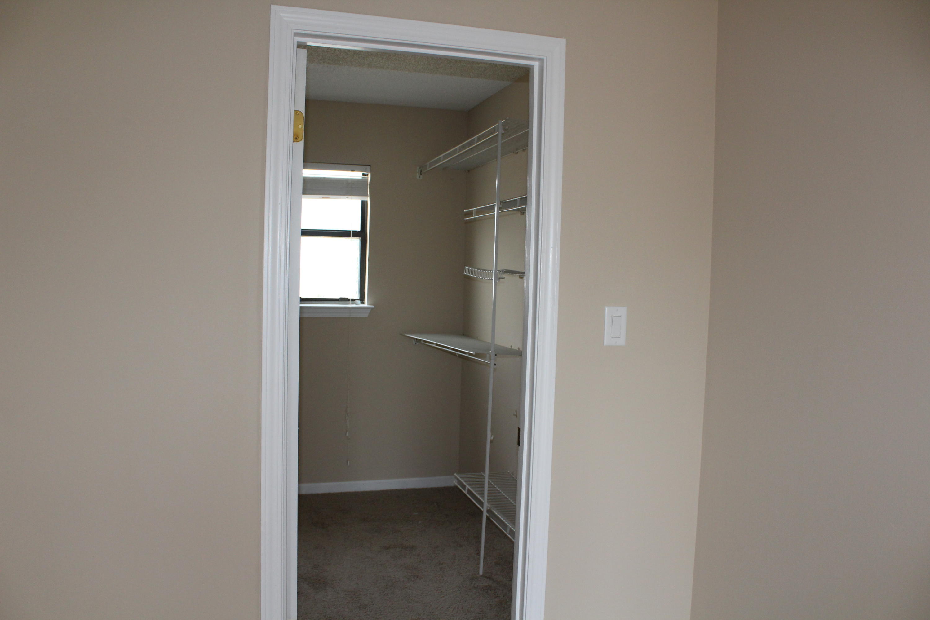 PINE RIDGE PARK - Residential