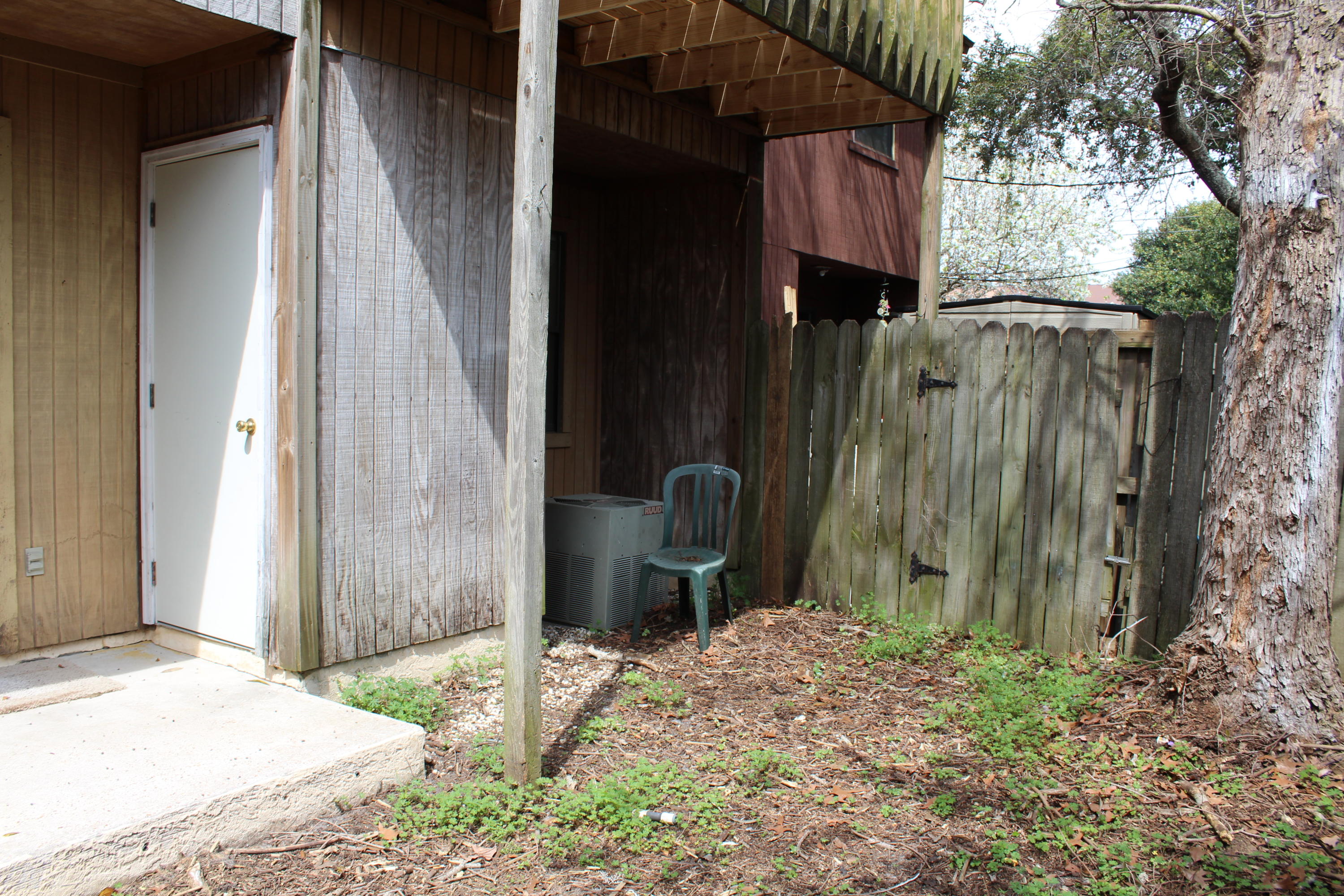 PINE RIDGE PARK - Residential