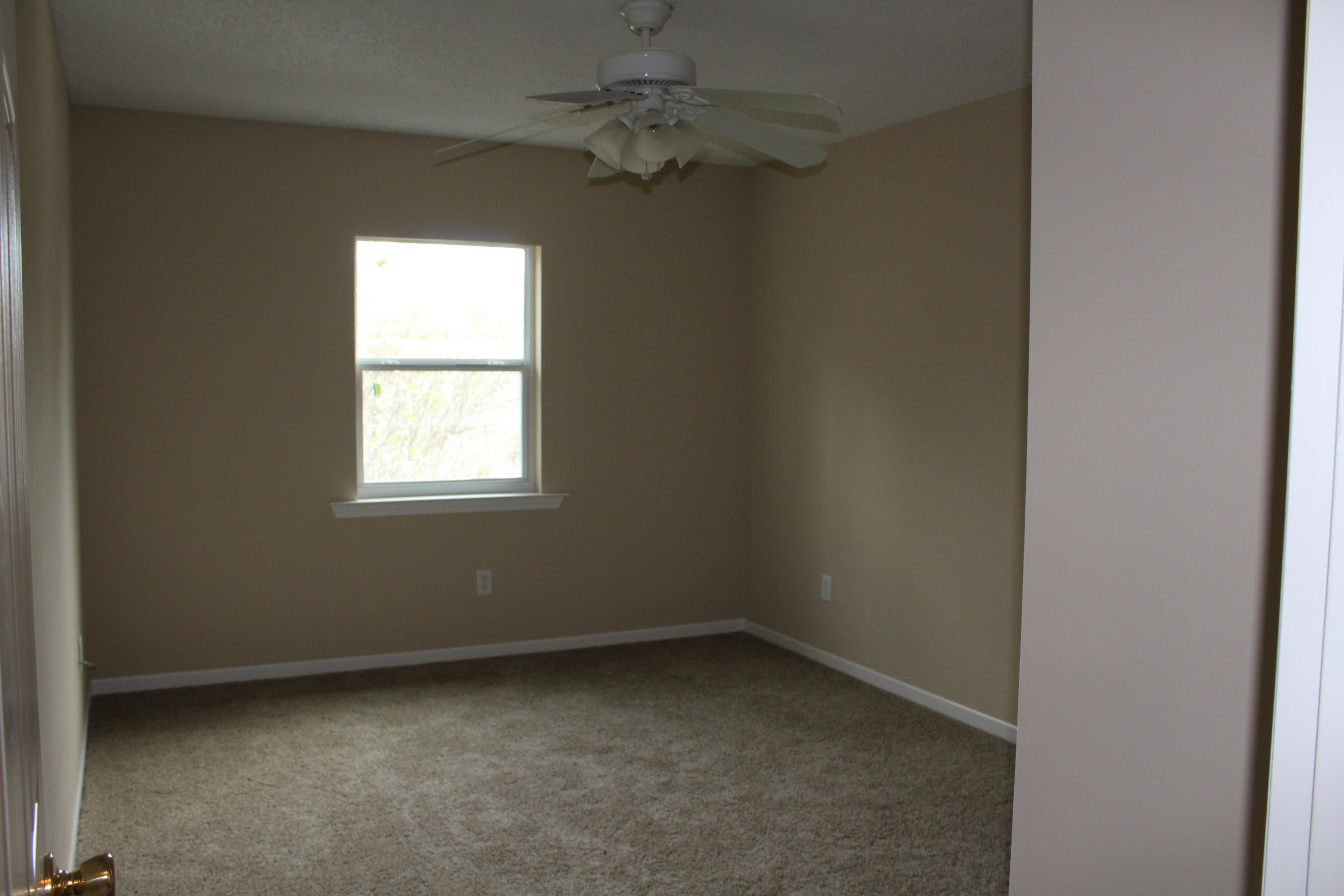 PINE RIDGE PARK - Residential