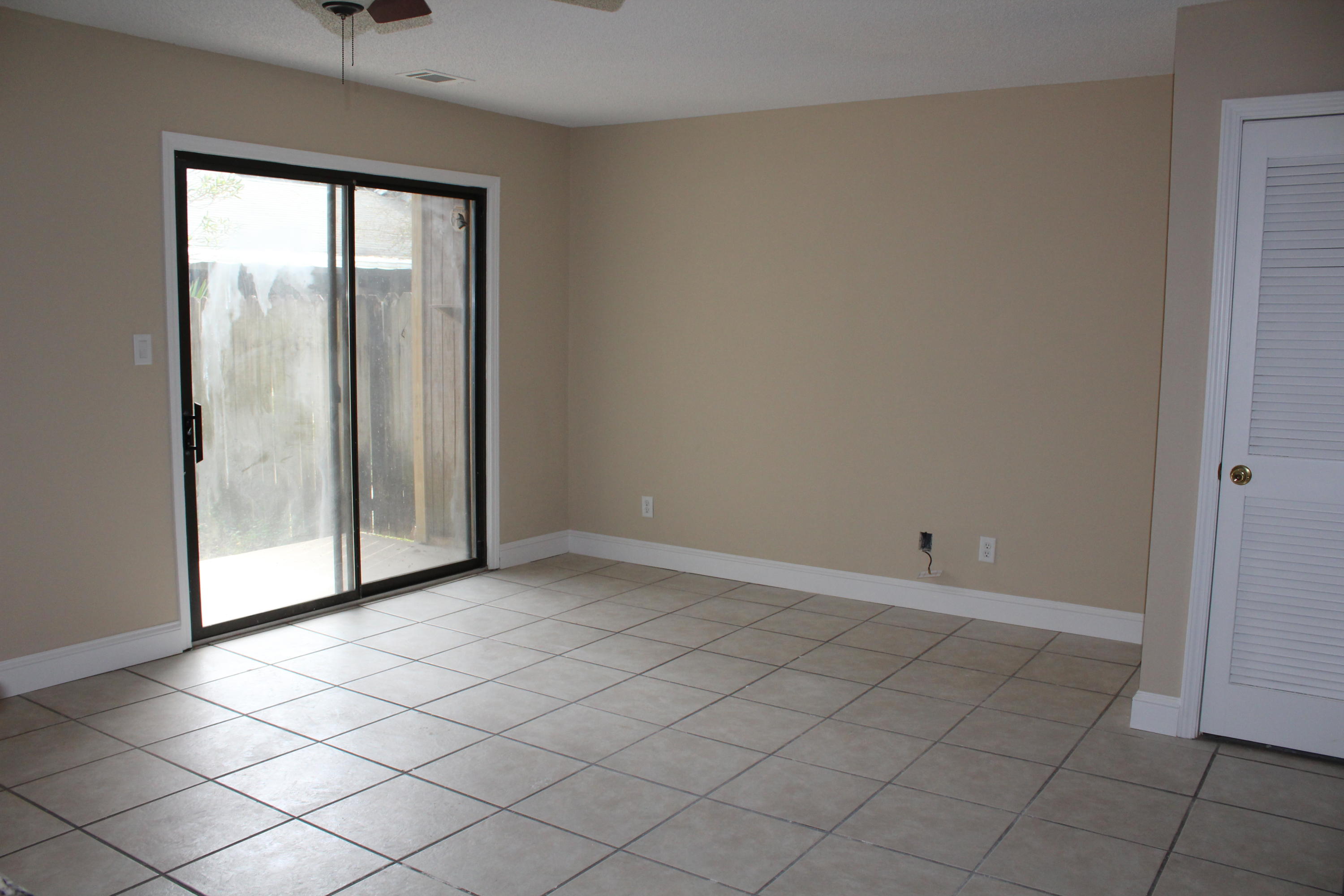 PINE RIDGE PARK - Residential