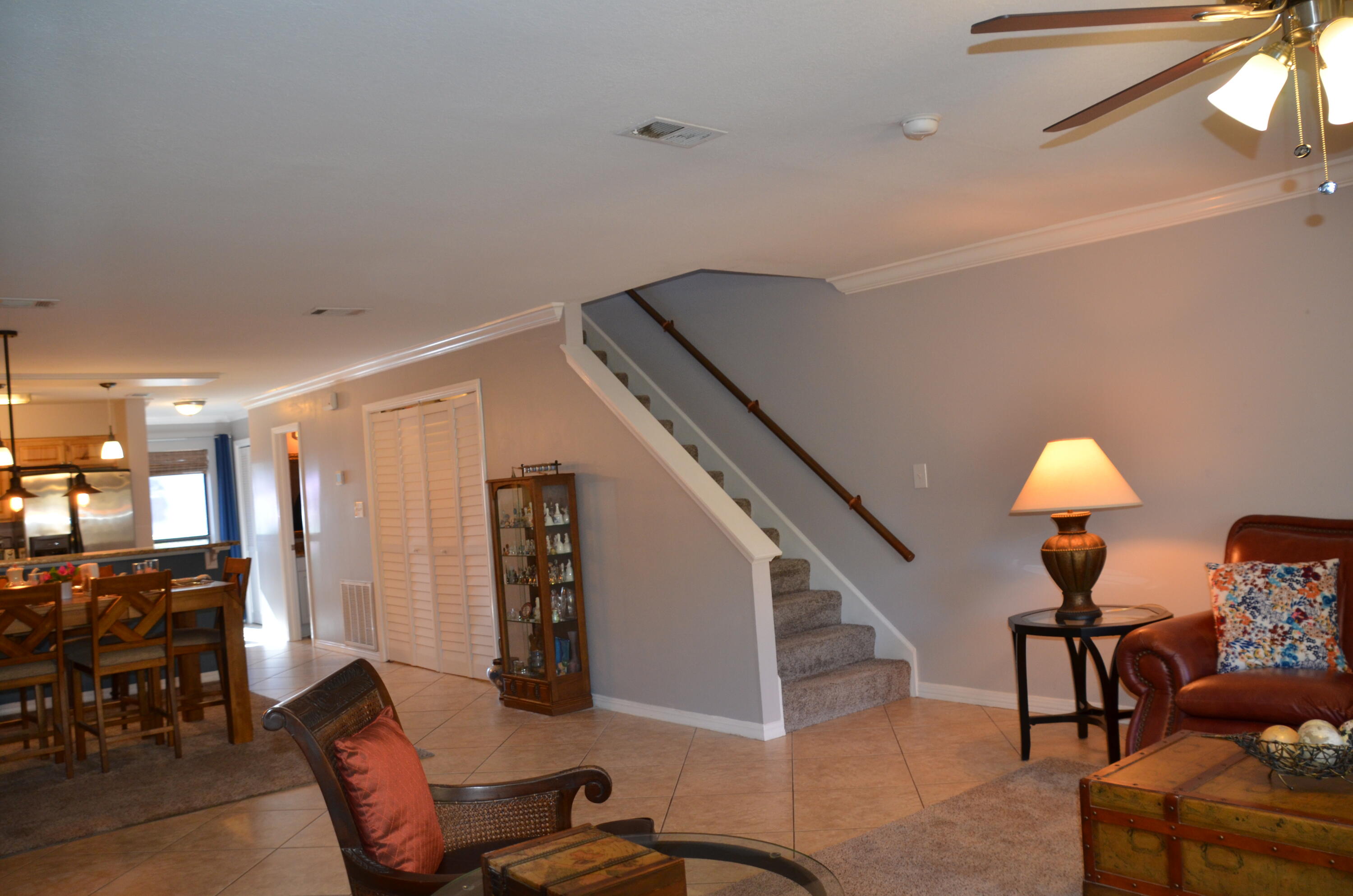 MAGNOLIA BAY CLUB - Residential