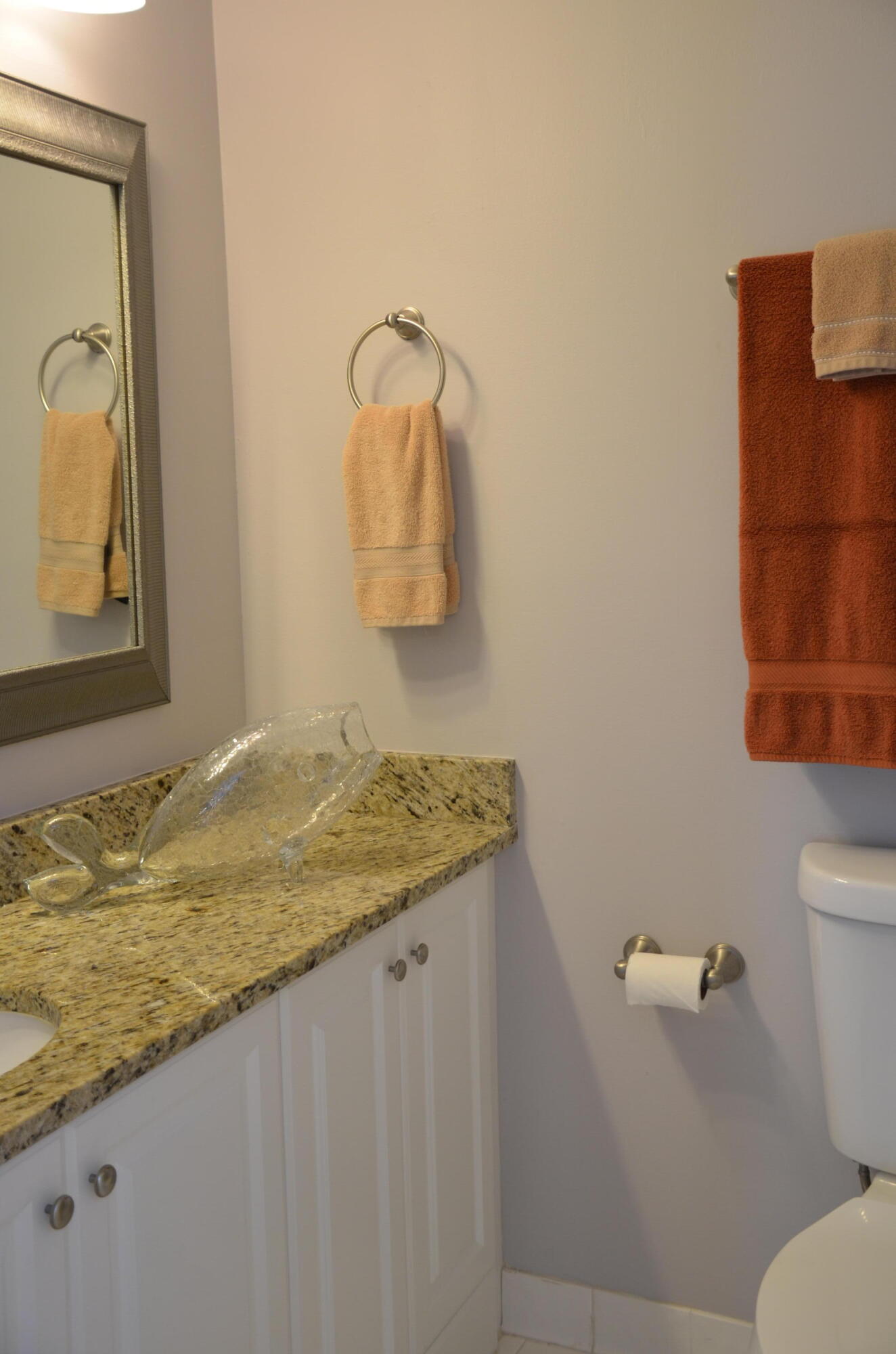 MAGNOLIA BAY CLUB - Residential