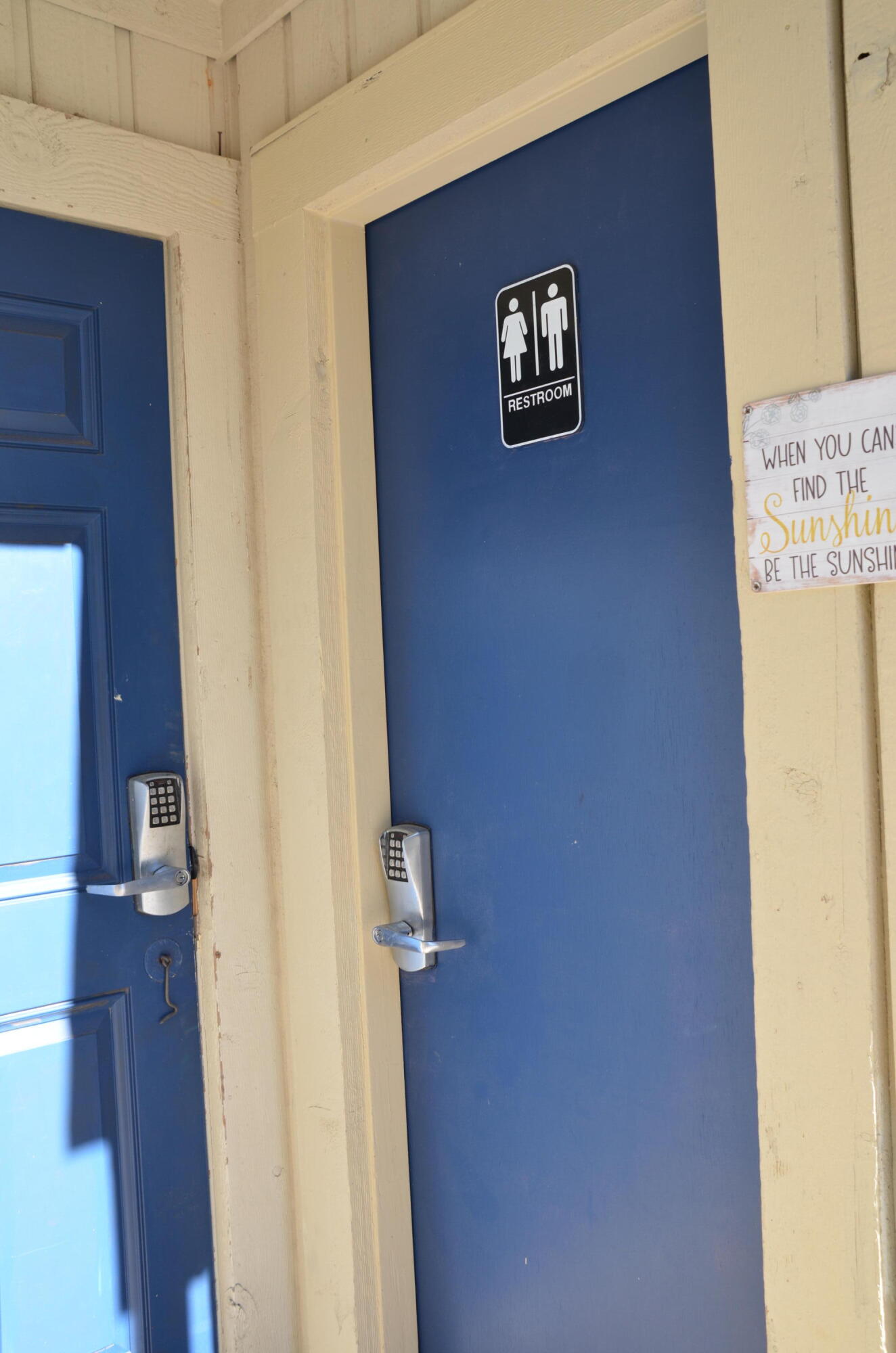 MAGNOLIA BAY CLUB - Residential