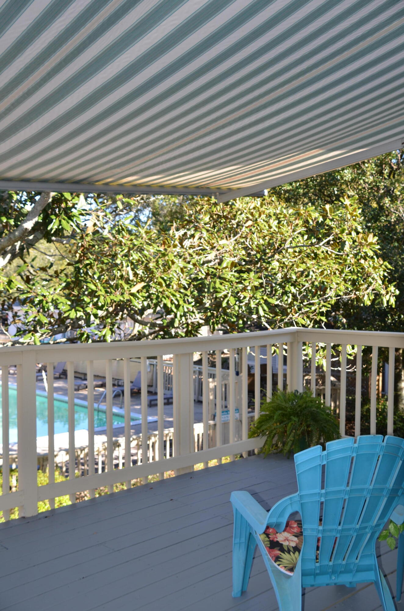 MAGNOLIA BAY CLUB - Residential