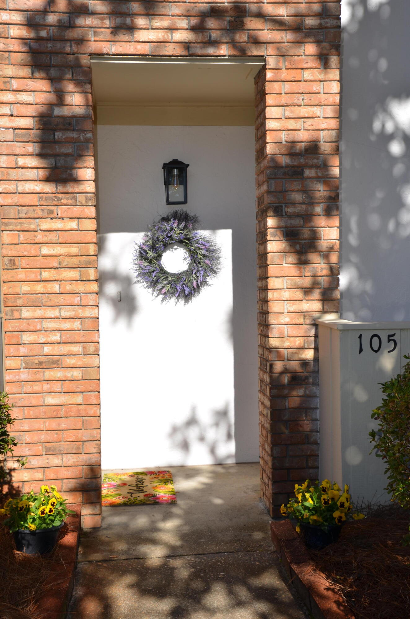 MAGNOLIA BAY CLUB - Residential