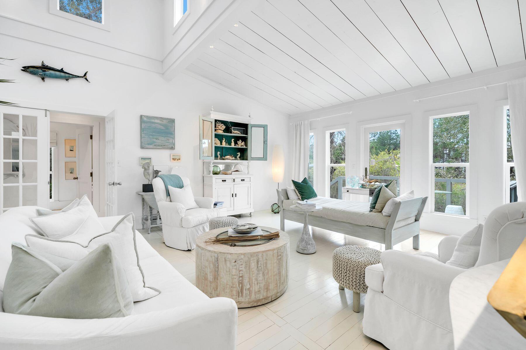 BLUE MOUNTAIN BEACH - Residential