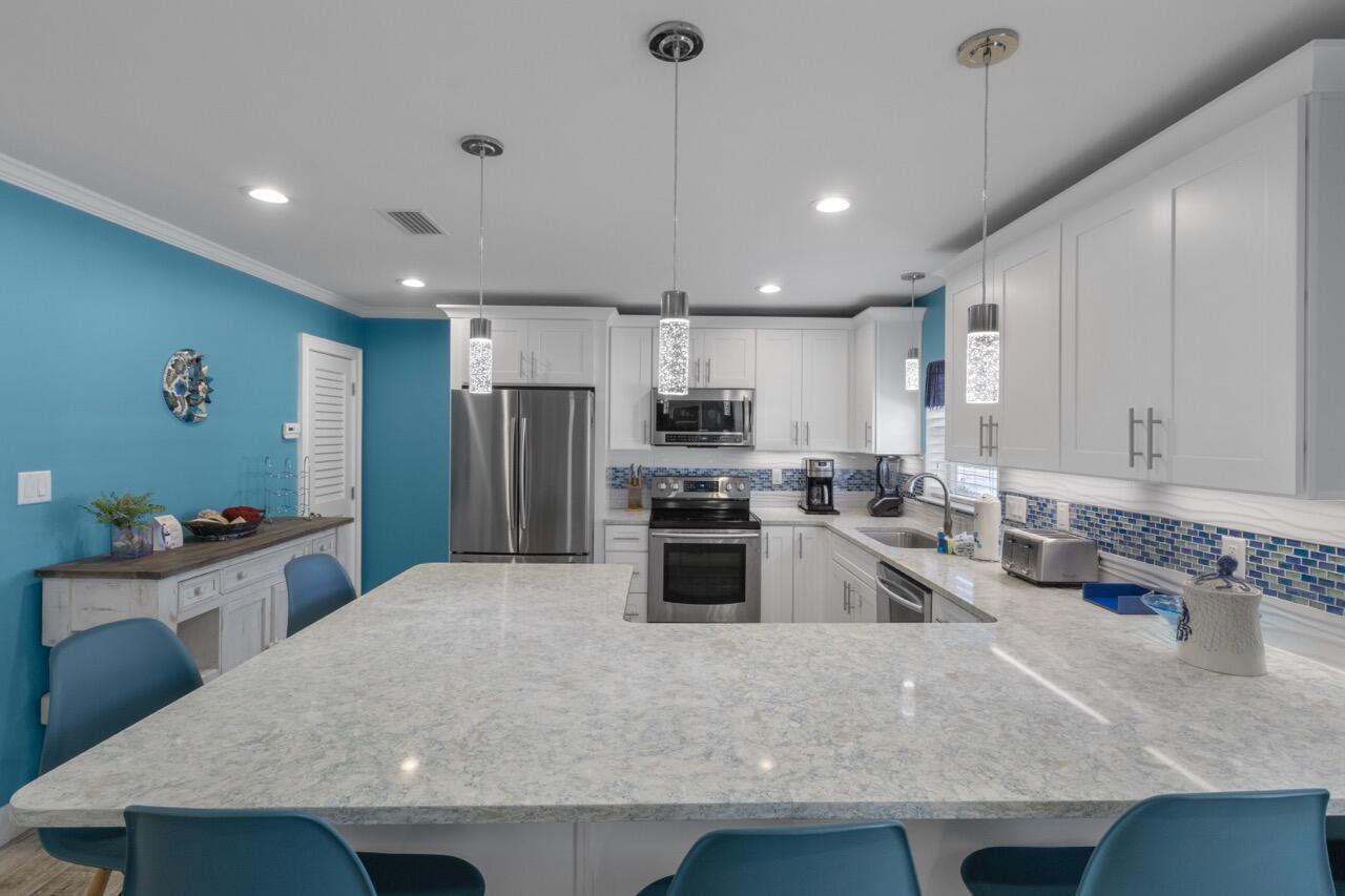 CRYSTAL BEACH - Residential