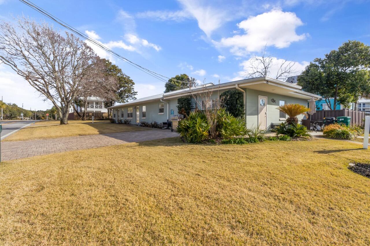 CRYSTAL BEACH - Residential