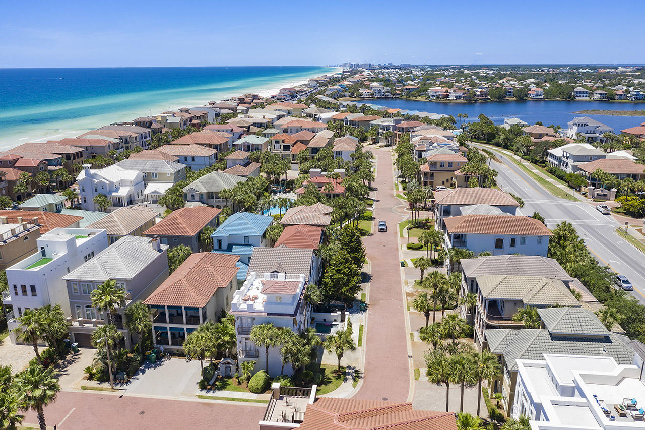 DESTINY BY THE SEA - Residential