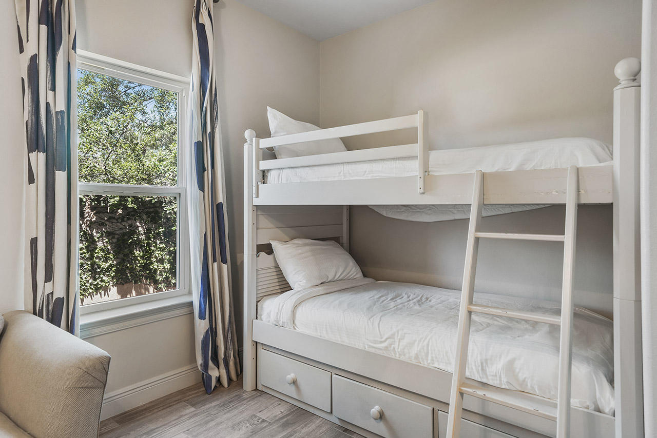 DESTINY BY THE SEA - Residential