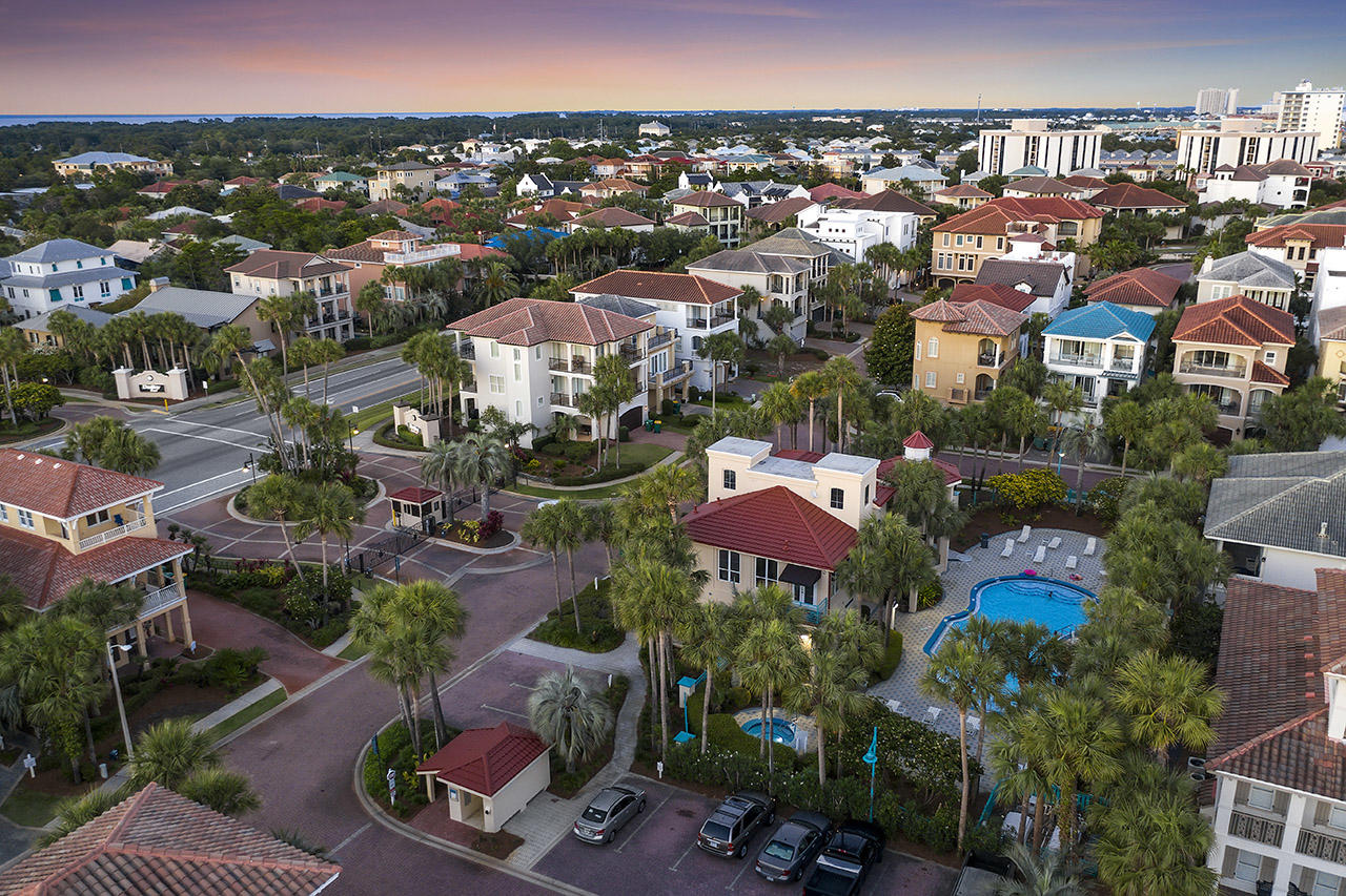 DESTINY BY THE SEA - Residential