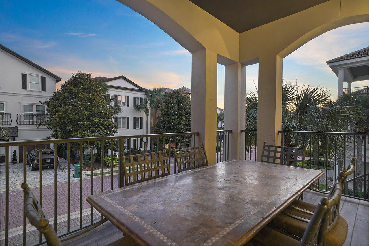 DESTINY BY THE SEA - Residential