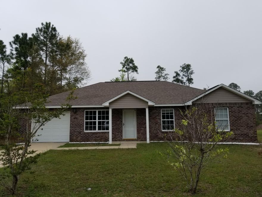 Beautiful 3 bedroom 2 bath home for sale in Crestview! This property has been freshened up with new appliances (on order), fresh paint, new carpet, and more. Roomy kitchen, split floor plan, and open patio off of dining room. Move-in ready. Vacant and easy to show.