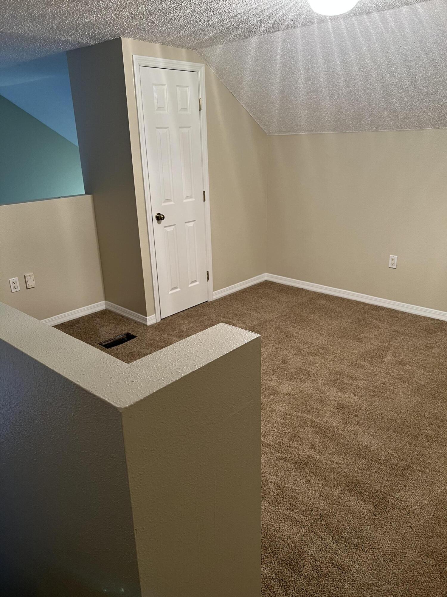 THE FLORIDA CLUB - Residential Lease