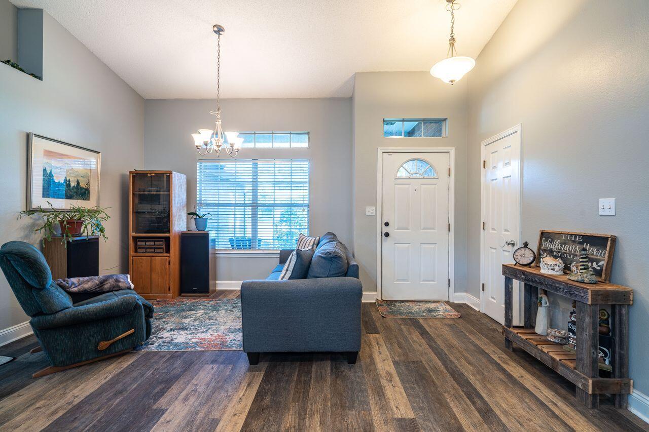 NAVARRE S/D 2ND ADDN - Residential