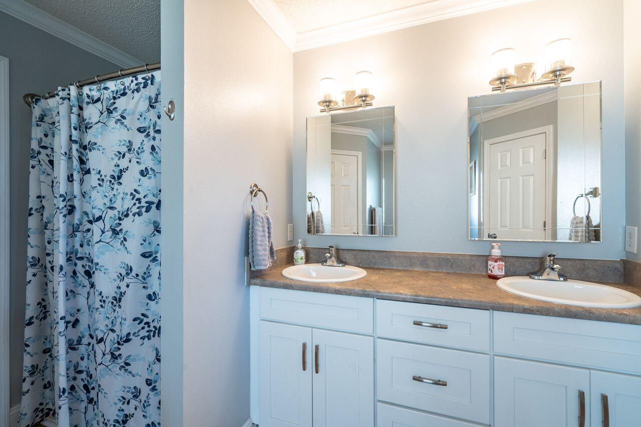 NAVARRE S/D 2ND ADDN - Residential