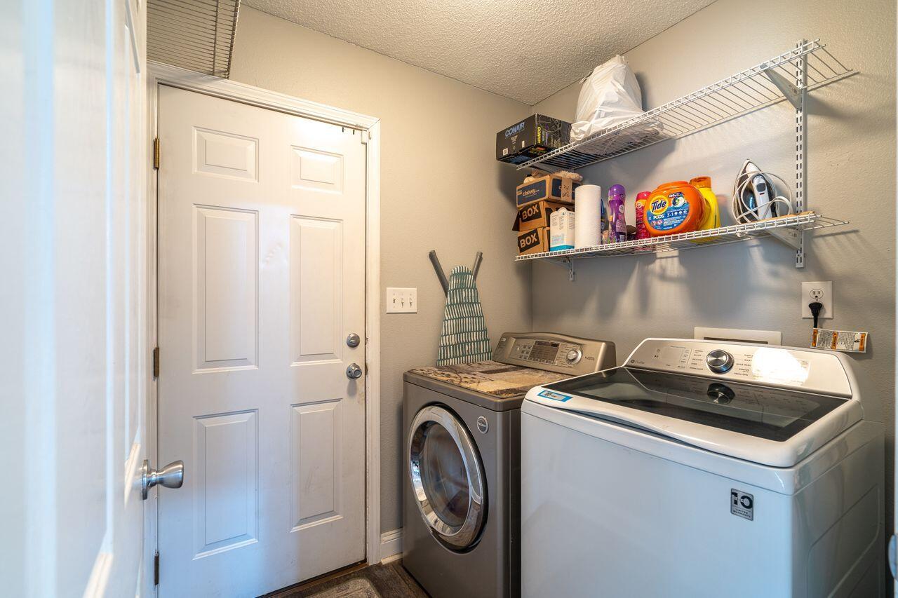 NAVARRE S/D 2ND ADDN - Residential