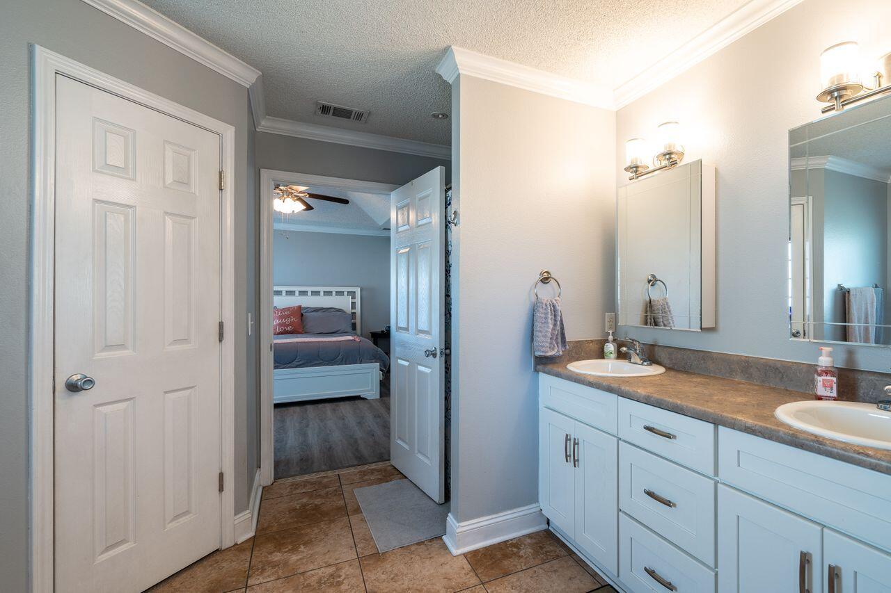 NAVARRE S/D 2ND ADDN - Residential