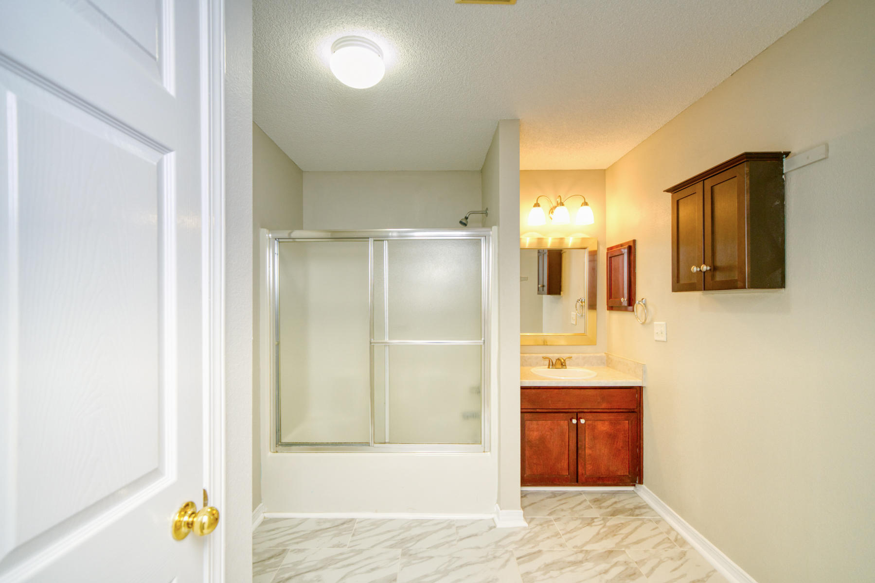 CREETWOODS - Residential