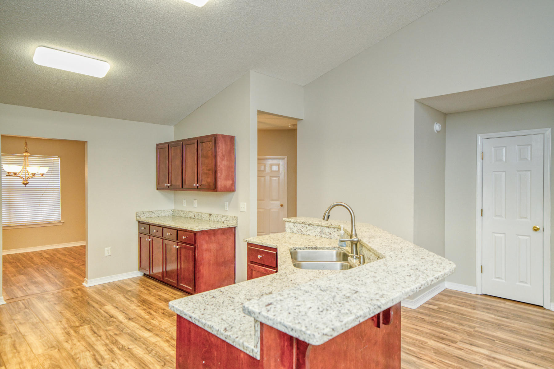 CREETWOODS - Residential