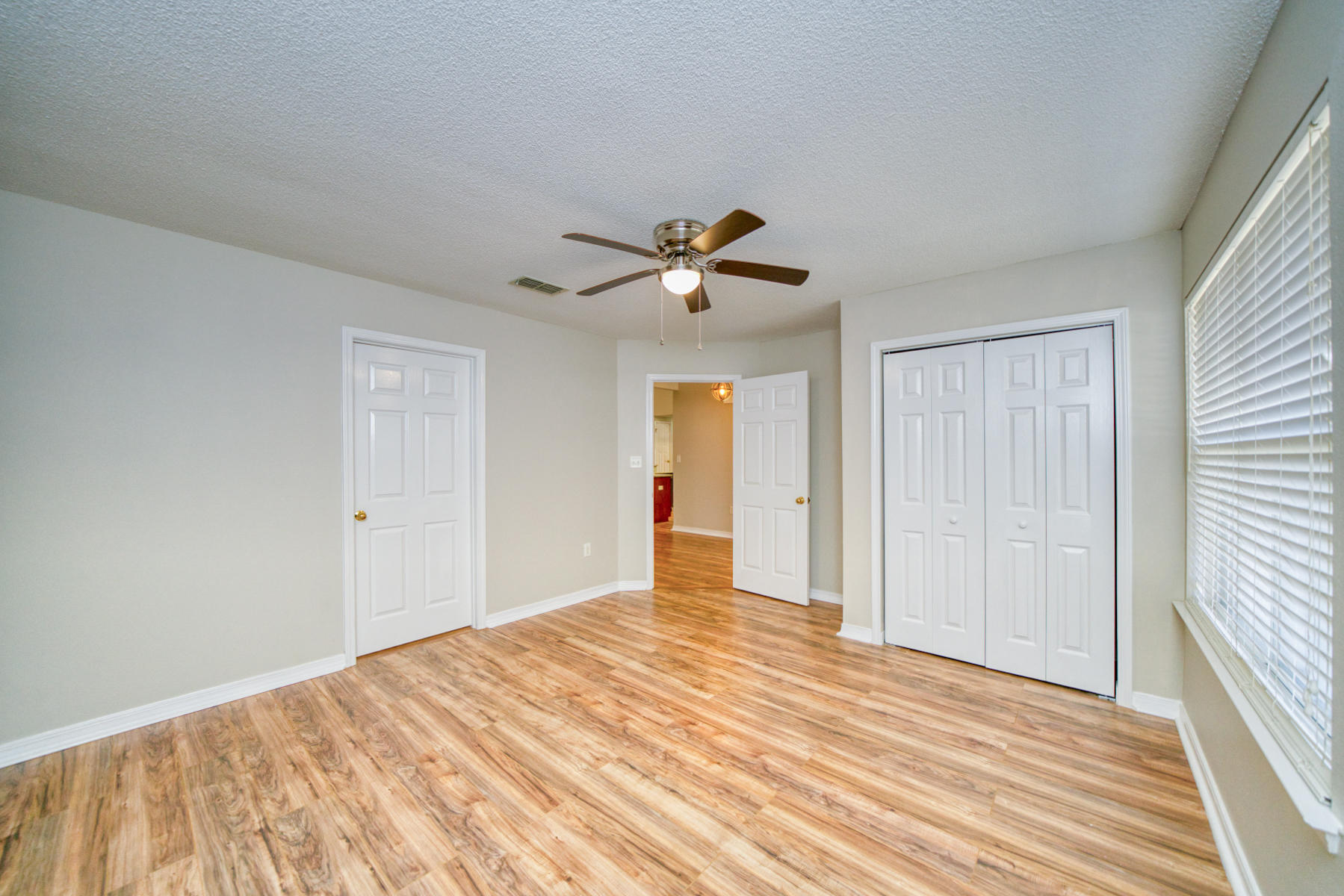 CREETWOODS - Residential