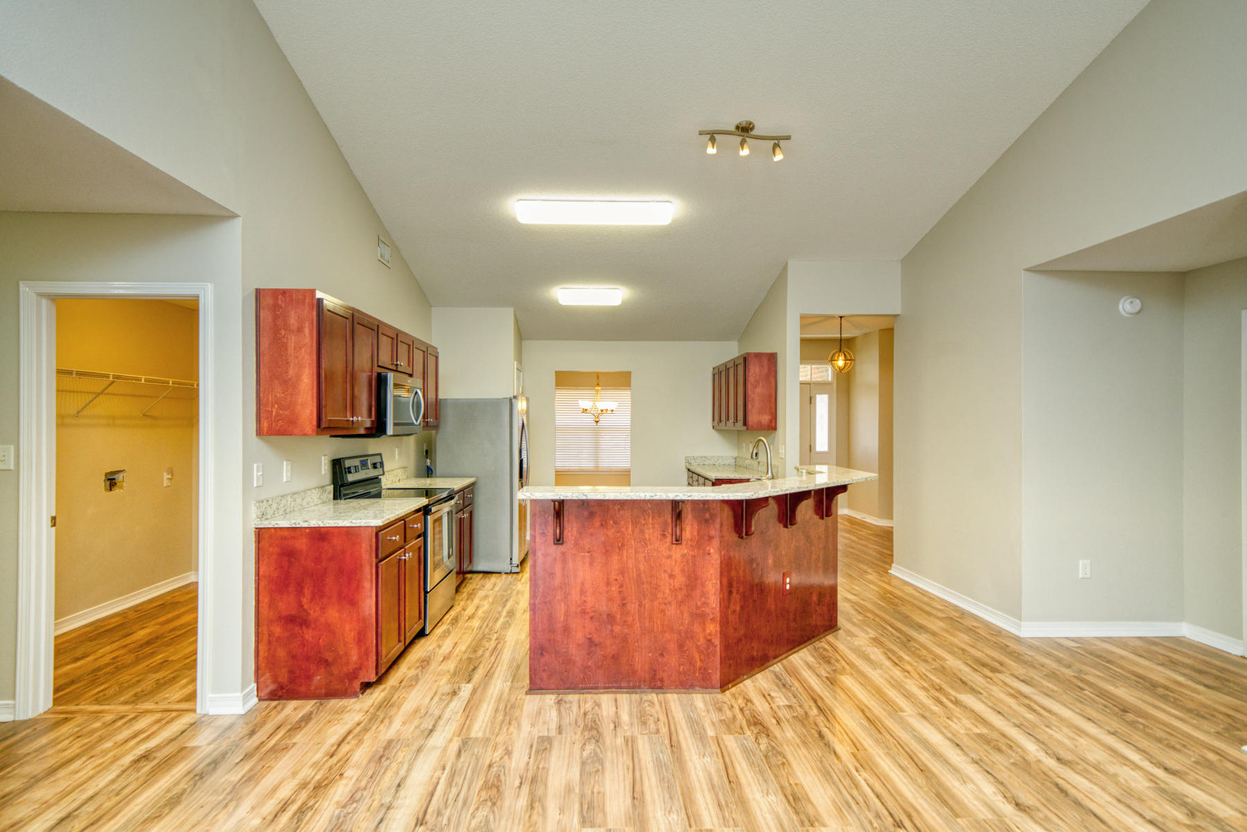 CREETWOODS - Residential