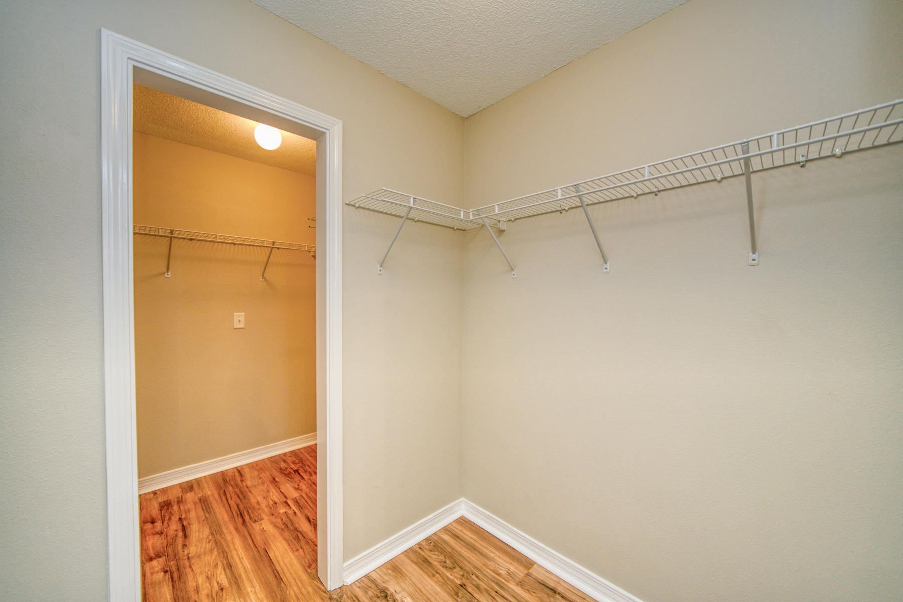 CREETWOODS - Residential