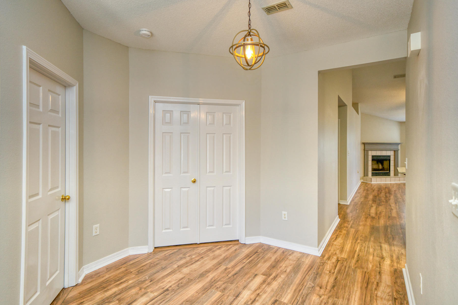 CREETWOODS - Residential