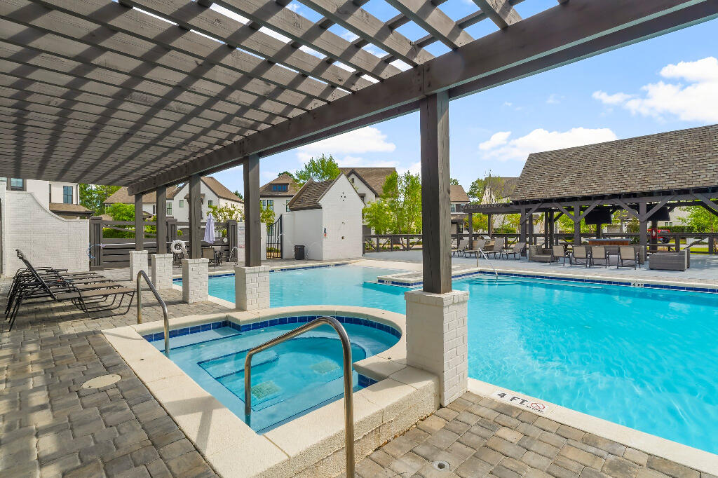 Ridgewalk - Residential