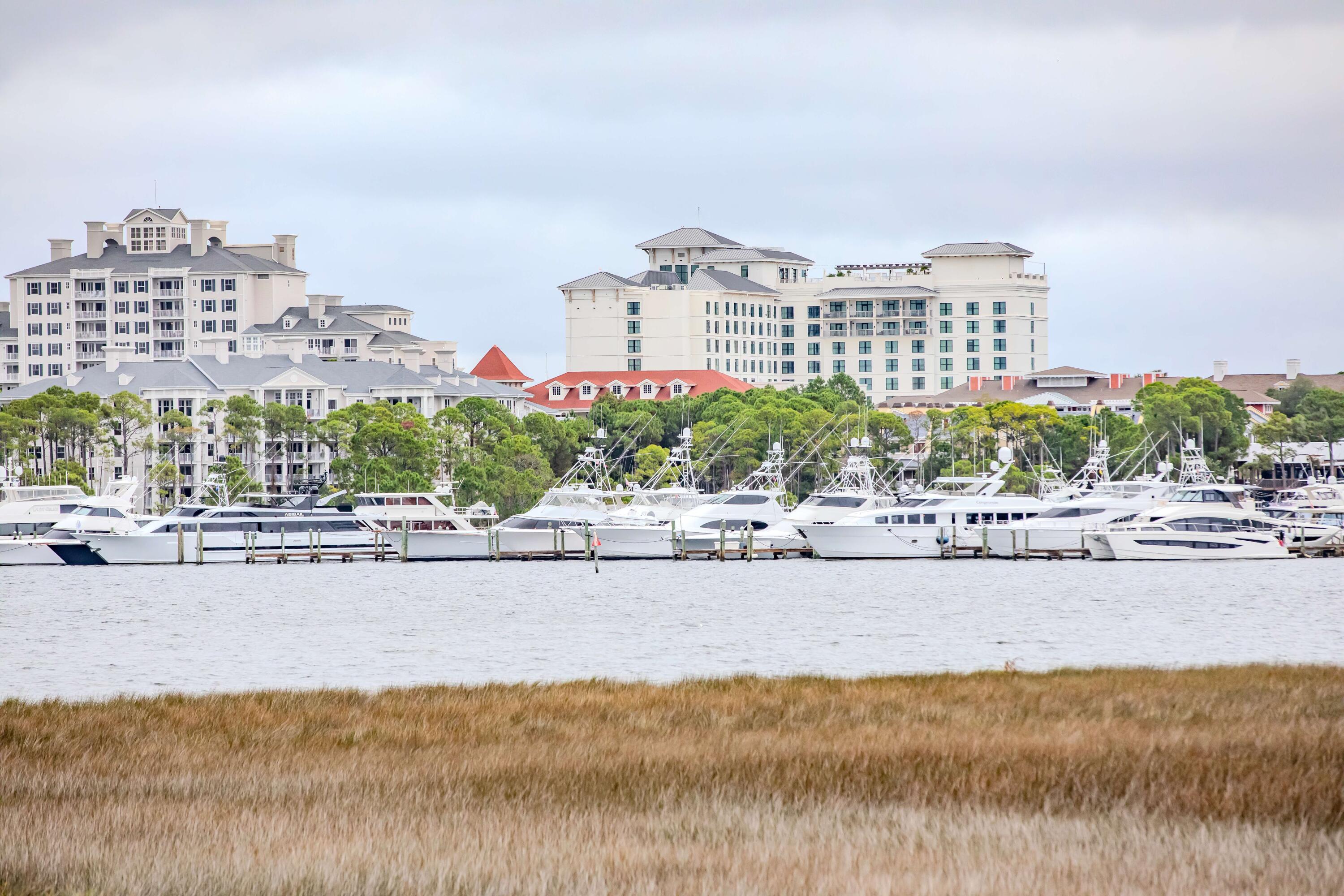 HARBOUR POINT CONDO - Residential