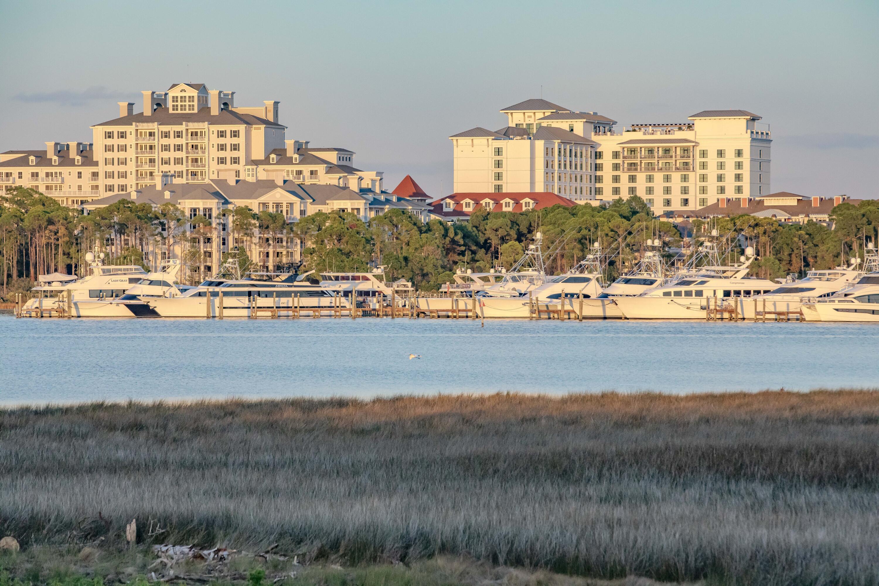 HARBOUR POINT CONDO - Residential