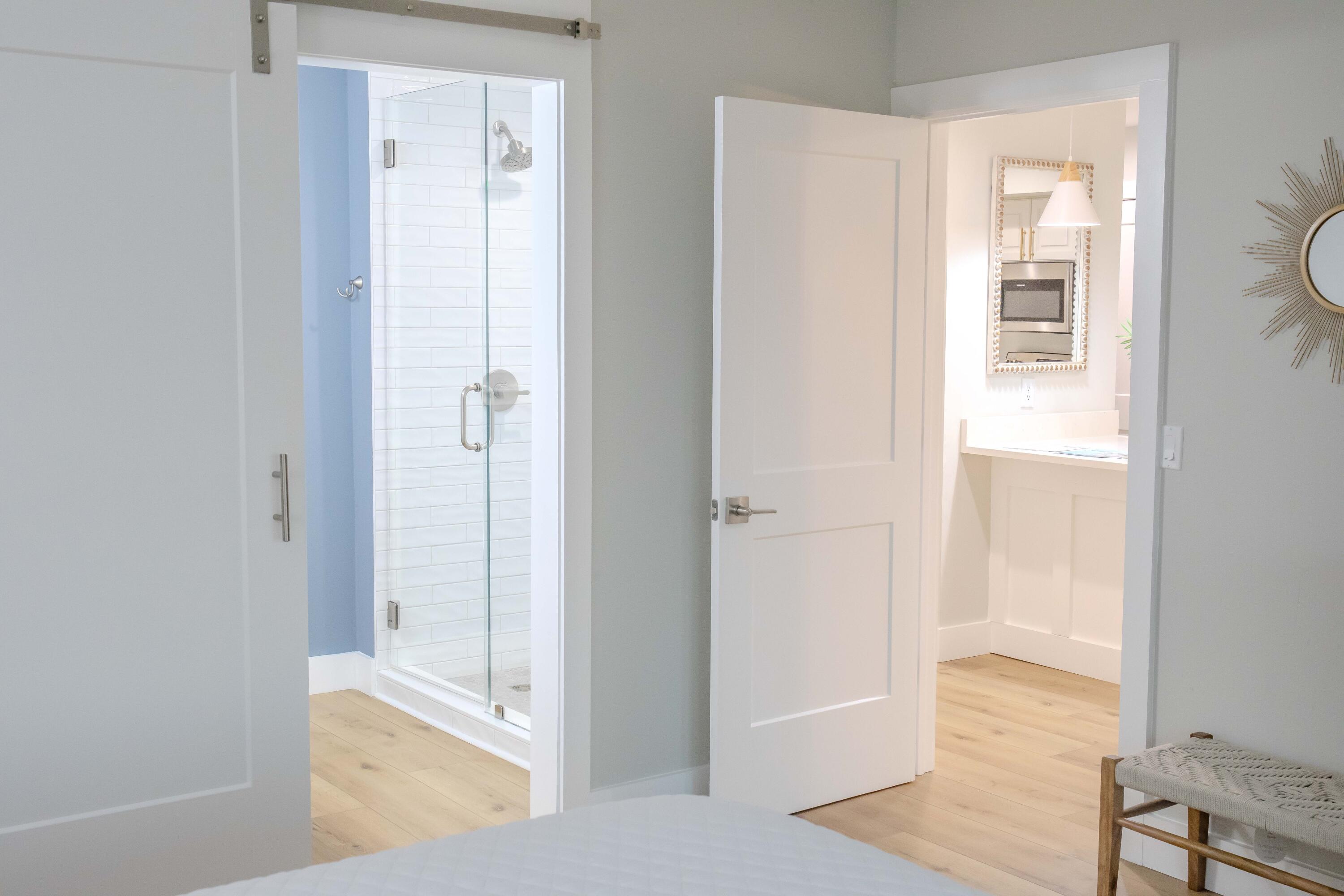 HARBOUR POINT CONDO - Residential