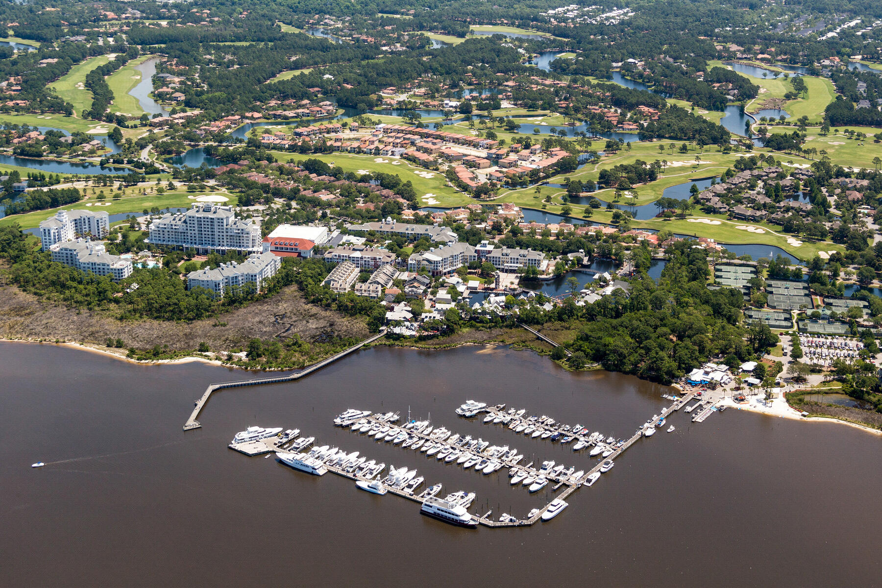 HARBOUR POINT CONDO - Residential