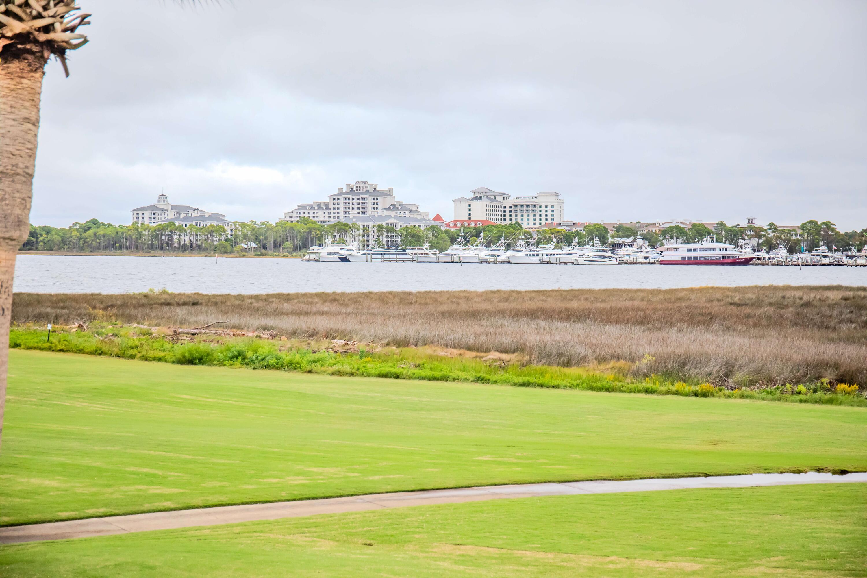 HARBOUR POINT CONDO - Residential