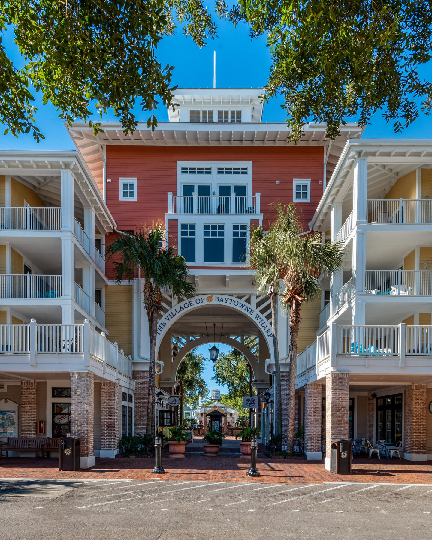 HARBOUR POINT CONDO - Residential