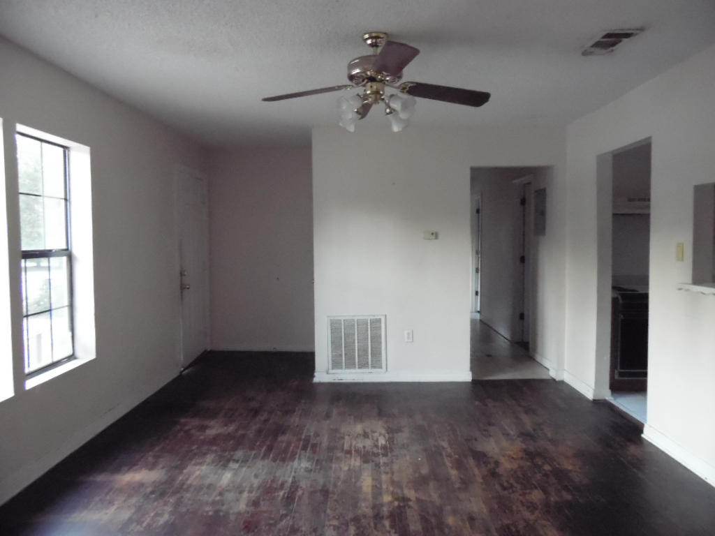 BEL AIR - Residential