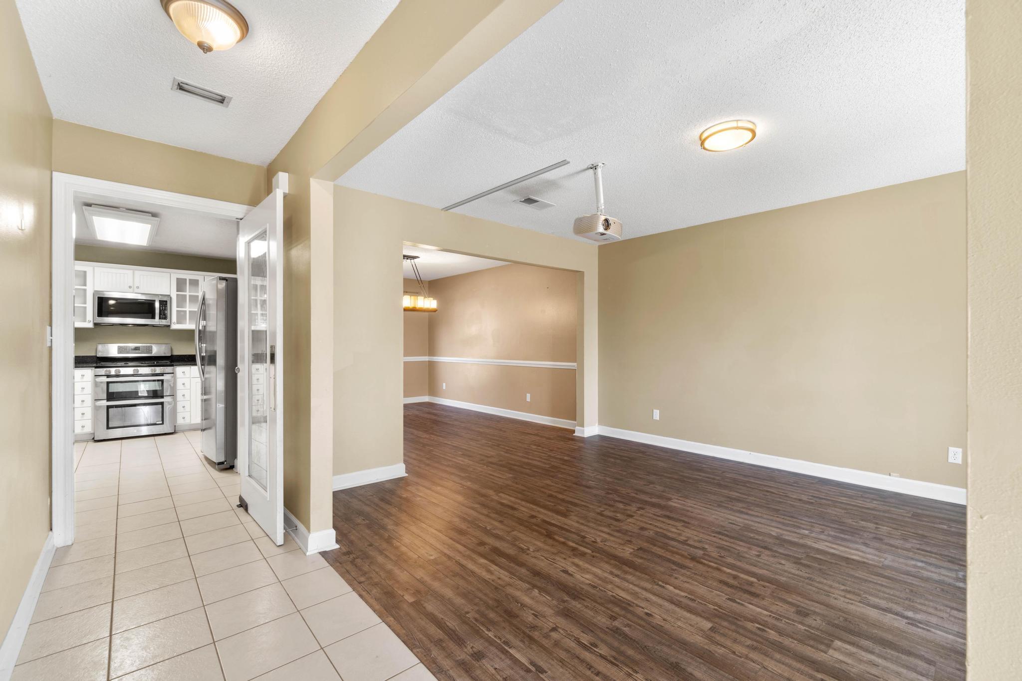 FOREST COVE 1ST ADDN - Residential