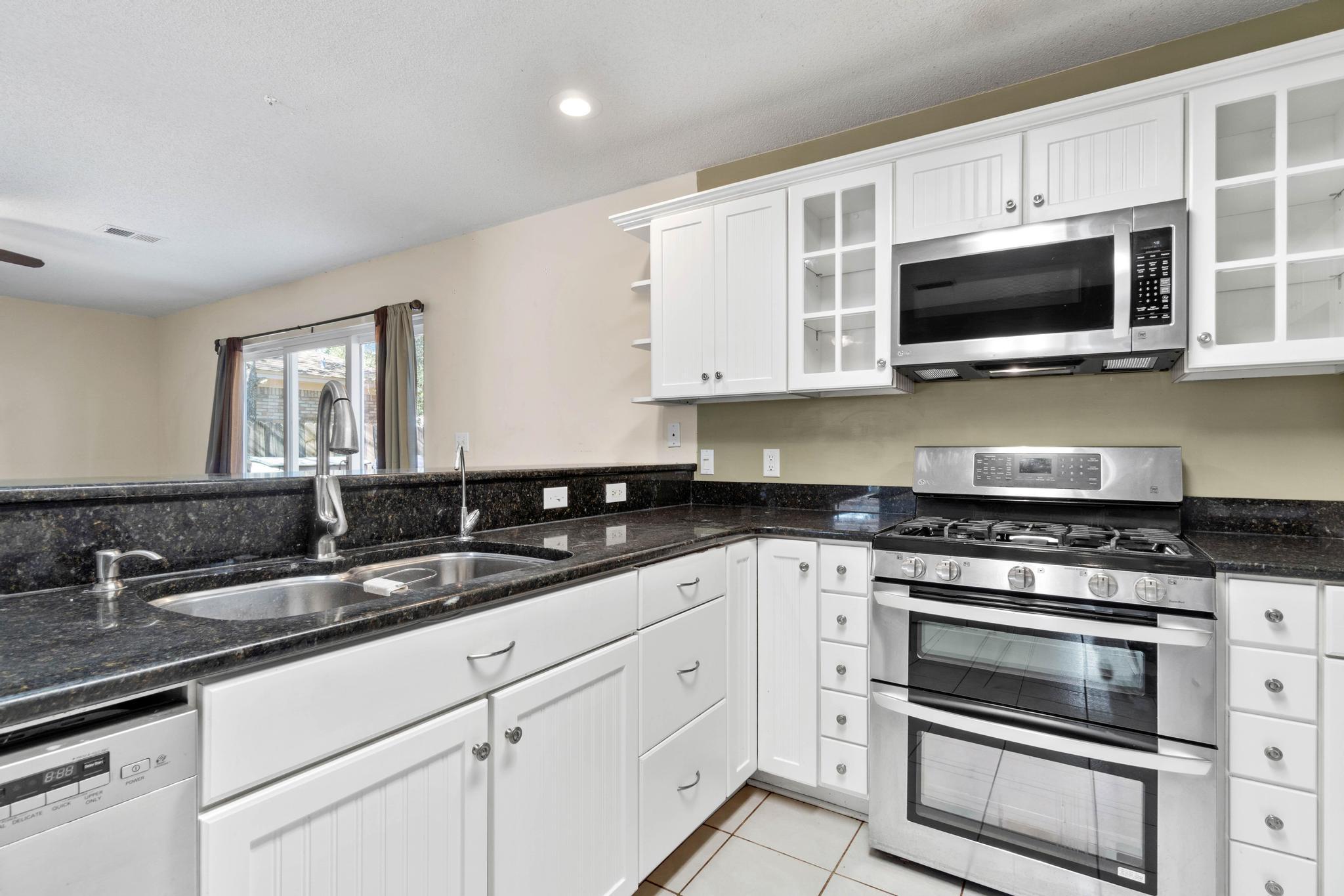 FOREST COVE 1ST ADDN - Residential