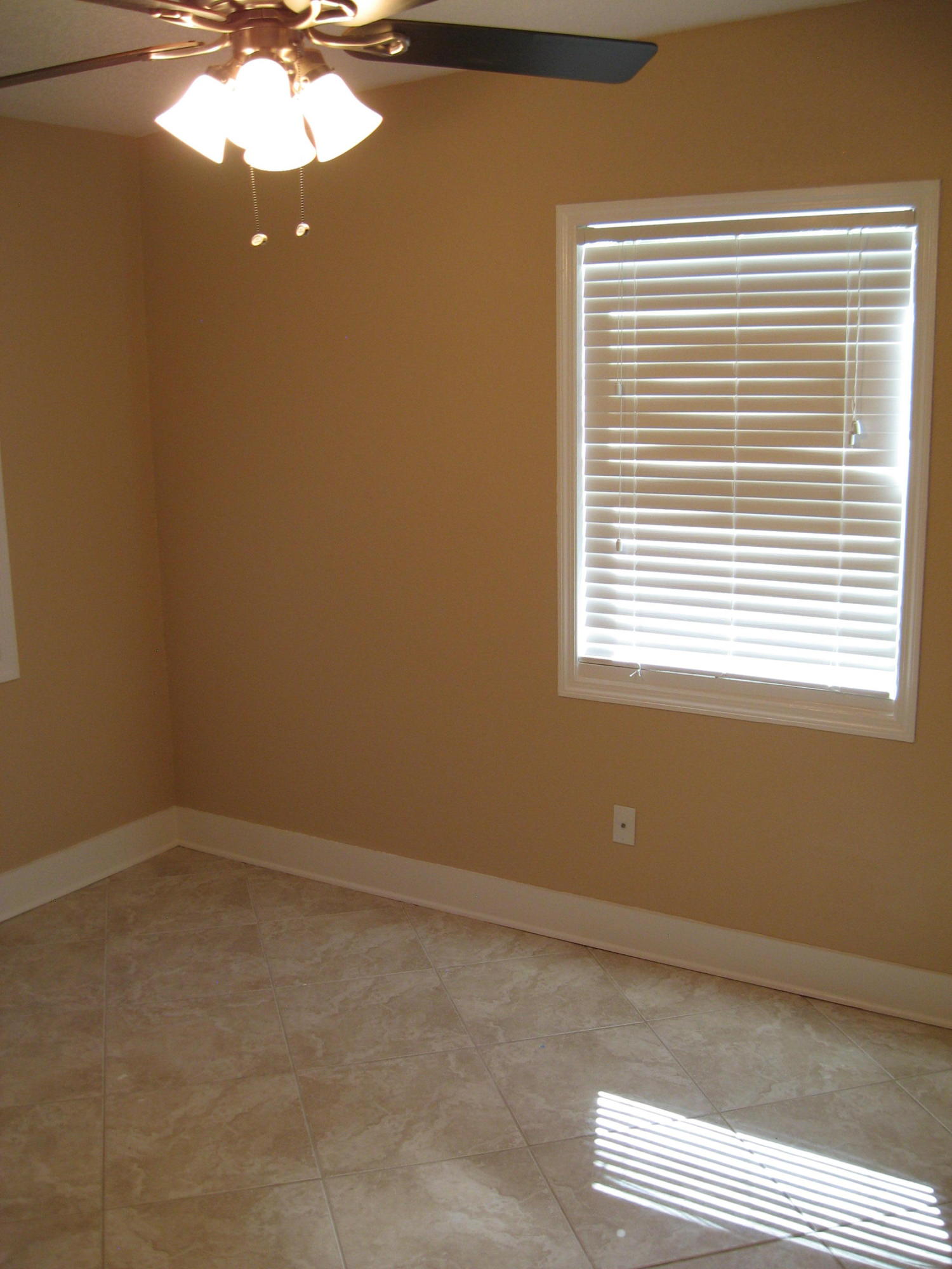 VALPARAISO PLAT 15 - Residential Lease