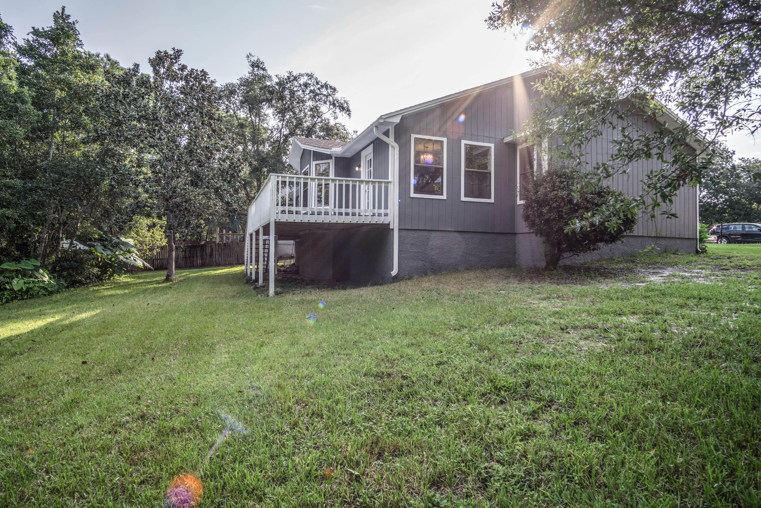 MEADOW WOODS - Residential